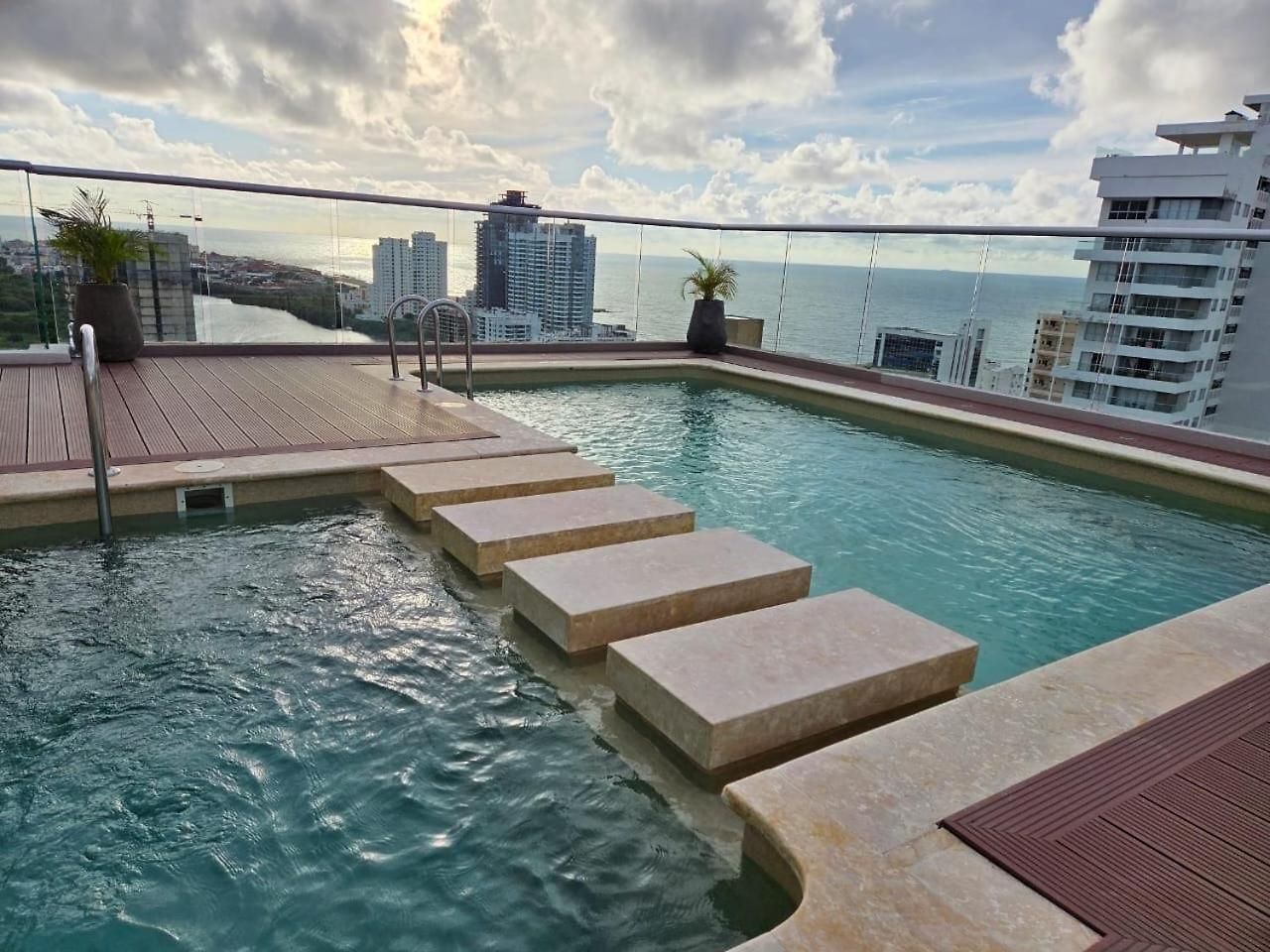 Cerca Al Mar Y Centro Histórico Cartagena